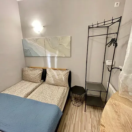 Appartement 'the Conch' With Private Entrance And Bathroom Burgas